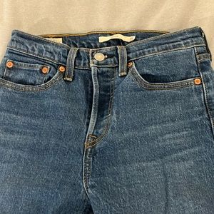 Levi’s Wedgie jeans